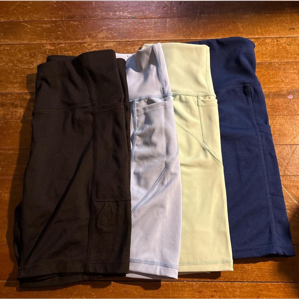 Women’s Small Multi-Color Bottoms Set X 4